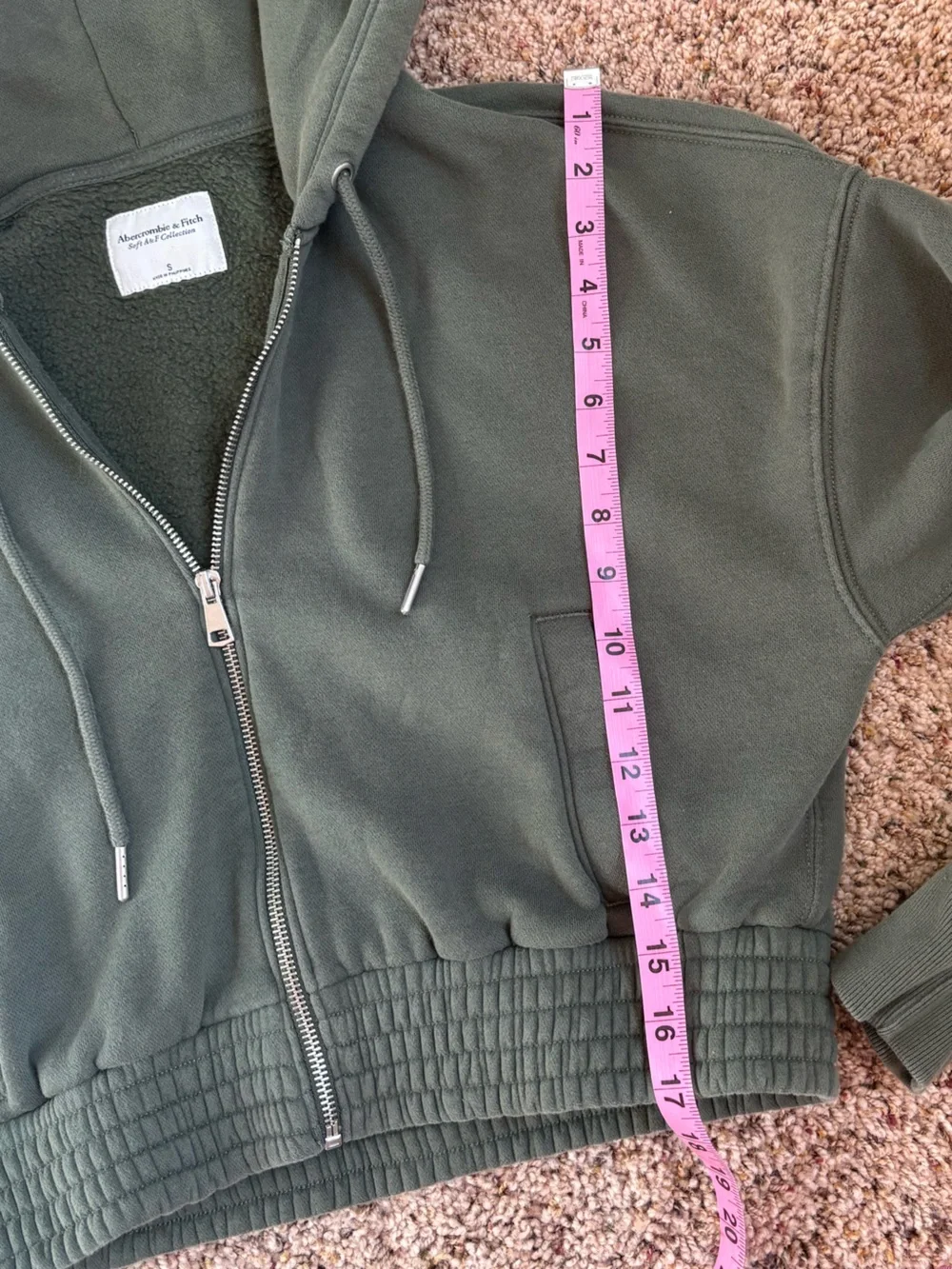 Abercrombie & Fitch Cropped Zip Hoodie in Olive Green - Picture 6 of 6